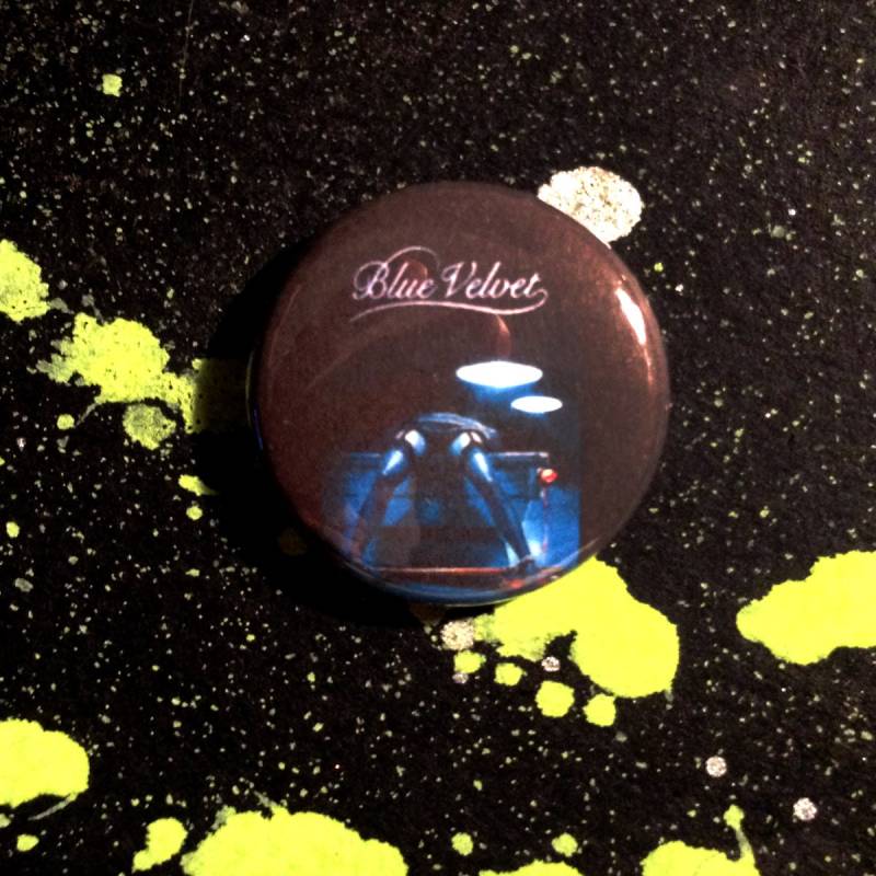 Blauer Samt Blauer Samt von VoodooPins