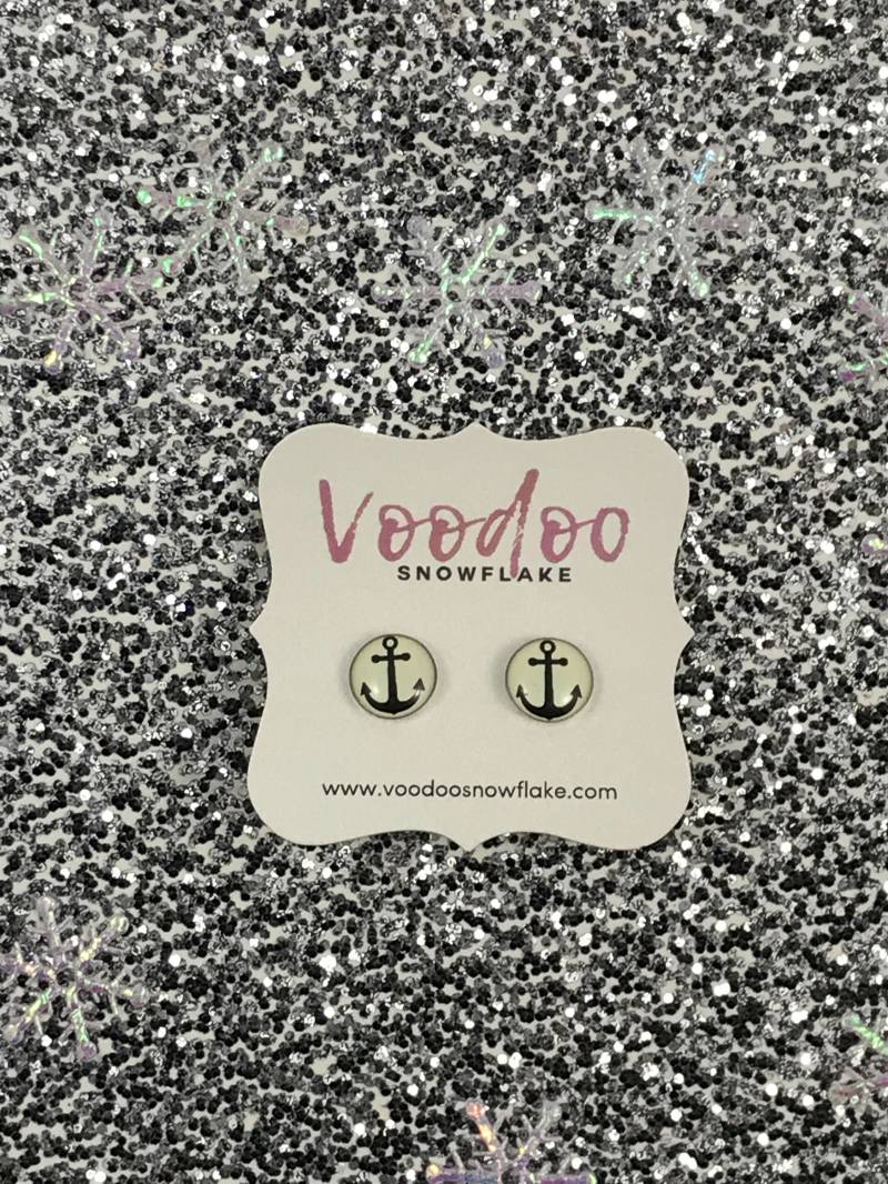 Don't Sink Anker Knopf Ohrringe von VoodooSnowflake