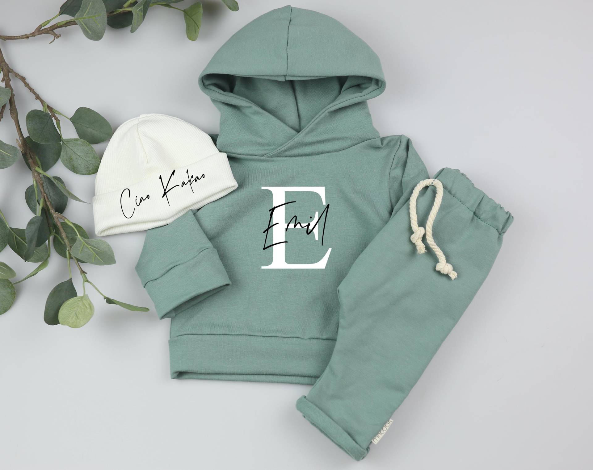 3- Teiliges Baby Set Mit Personalisierte Mütze, Hoodie & Hose - Handmade Outfit Geschenk Zur Geburt Sweater von Voodulu