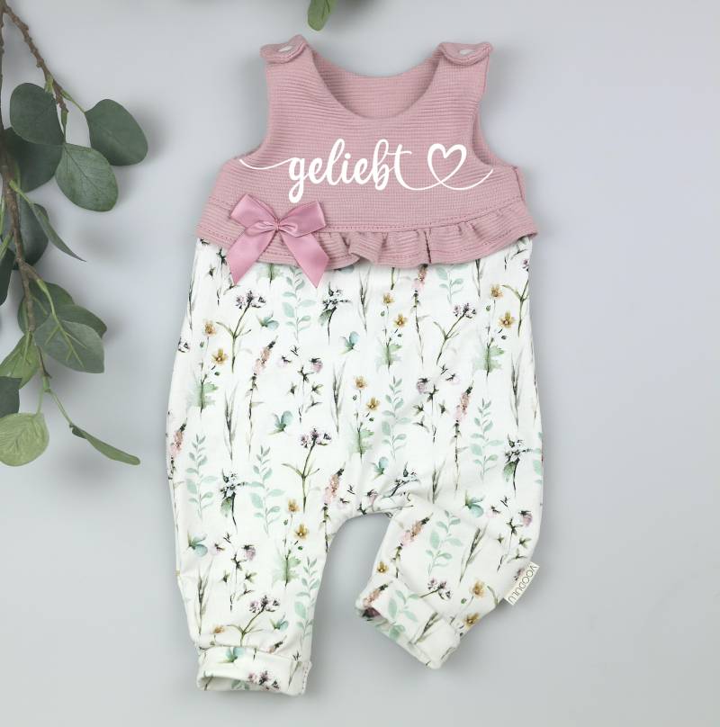 Mädchen Handmade Strampler - Personalisiert Mit Namen Blumen Baby Outfit Latzhose Für von Voodulu
