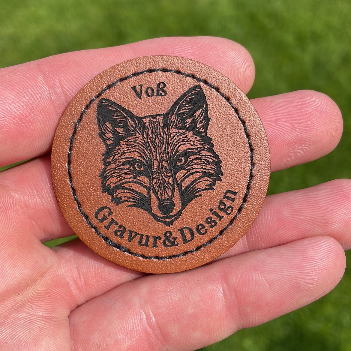 Lederpatch Mit Persönlicher Gravur in 3 Formen Lederpatch Mit Persönlicher Gravur in 3 Formen von VossGravurDesign