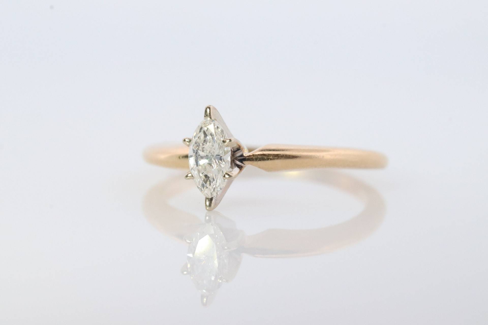 Marquise Diamant Solitär Ring. 14K Diamond Petite 0.18Ct Verlobungsring von VoxMarket