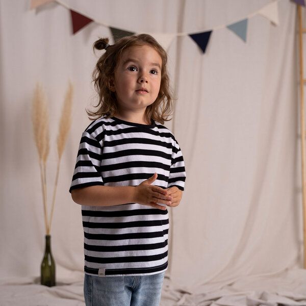 Vresh Clothing Mini Streivenhörnchen - Gestreiftes T-Shirt aus Biobaumwolle von Vresh Clothing