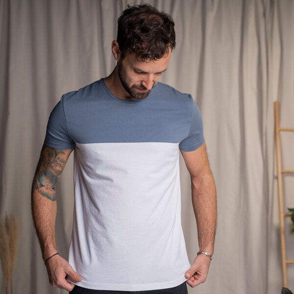 Vresh Clothing Olav - Classic Fit Colourblock T-Shirt aus Biobaumwolle von Vresh Clothing