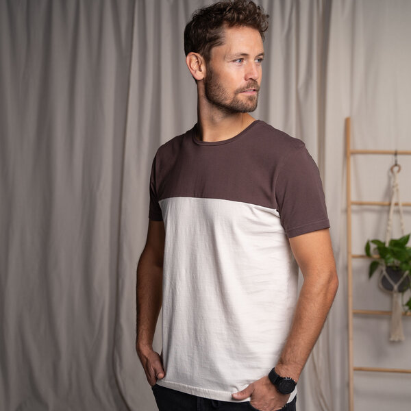 Vresh Clothing Olav - Classic Fit Colourblock T-Shirt aus Biobaumwolle von Vresh Clothing