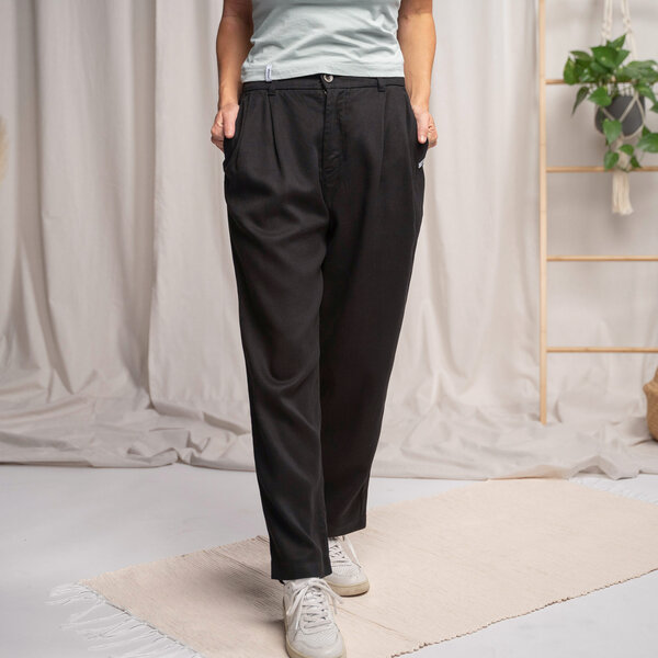 Vresh Clothing Vabia - Slacks aus Tencel von Vresh Clothing