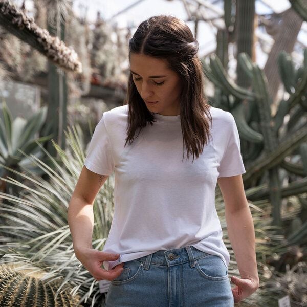 Vresh Clothing Veli - Crop T-Shirt aus Tencel-Mix von Vresh Clothing