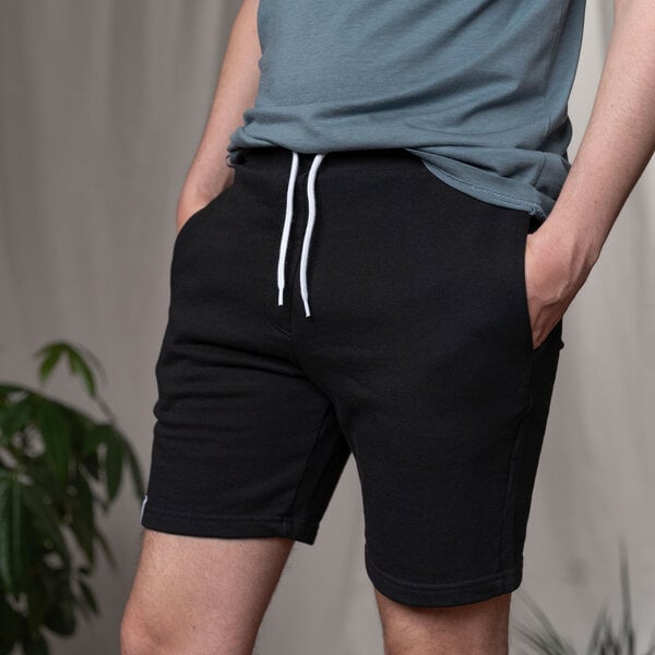 Vresh Clothing Vranco - Sweatshorts aus Biobaumwoll-Mix von Vresh Clothing