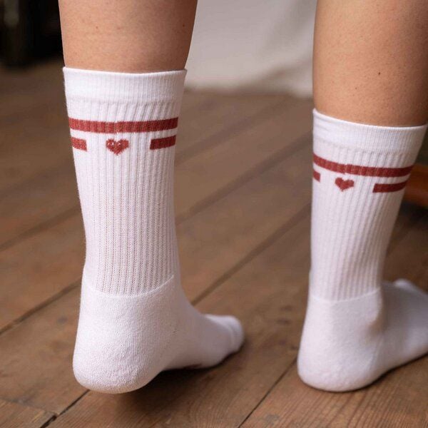 Vresh Clothing Vresh Verliebt - Tennis Socken aus Biobaumwoll-Mix von Vresh Clothing