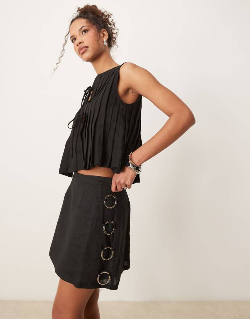 VRG GRL - Discoteca - Minirock aus Leinen in Schwarz von Vrg Grl