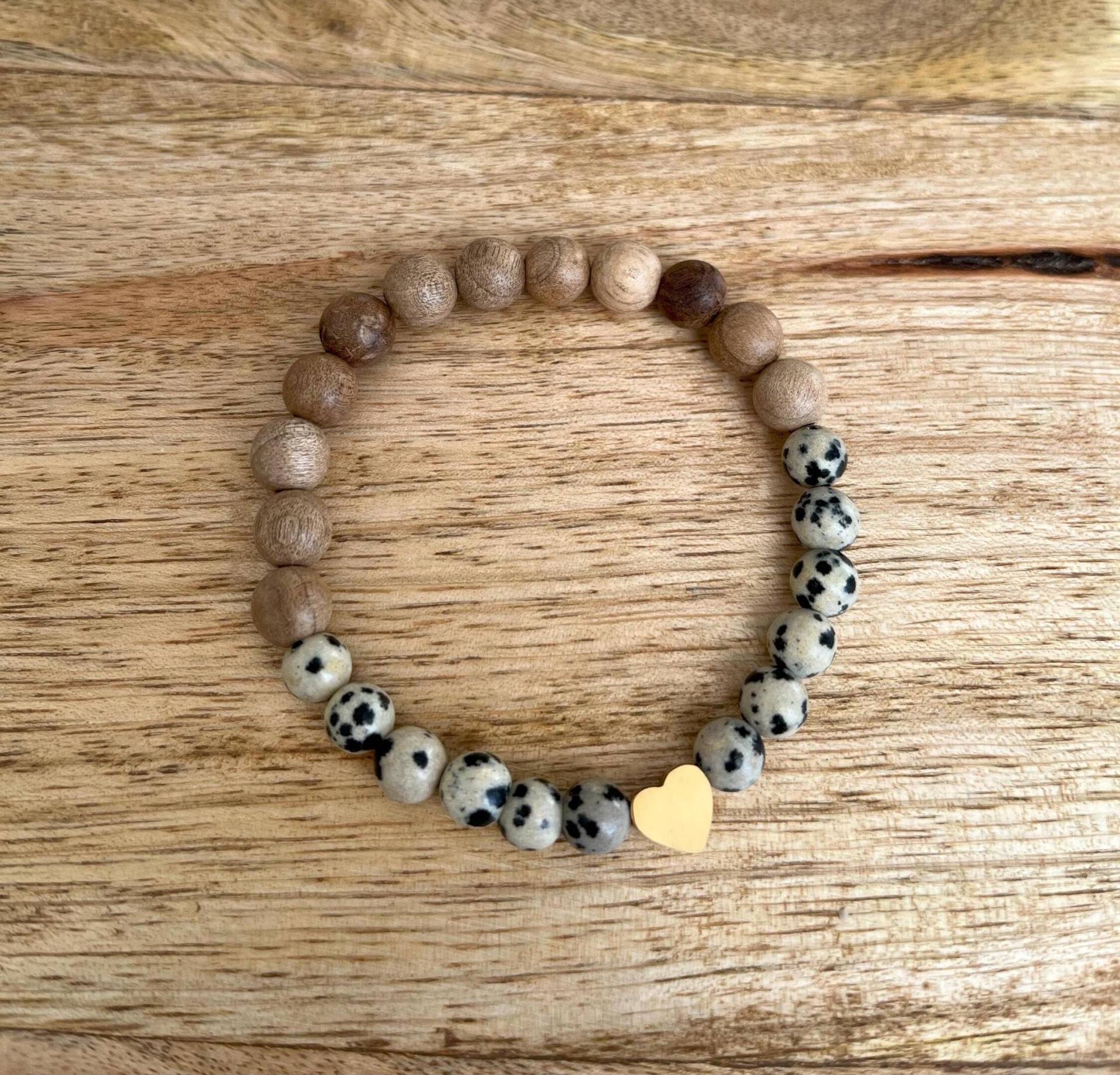 Armband Naturstein Dalmatiner-Jaspis Und Holz Mit Herz Armband Naturstein Dalmatiner-Jaspis Und Holz Mit Herz von VronisAtelierShop
