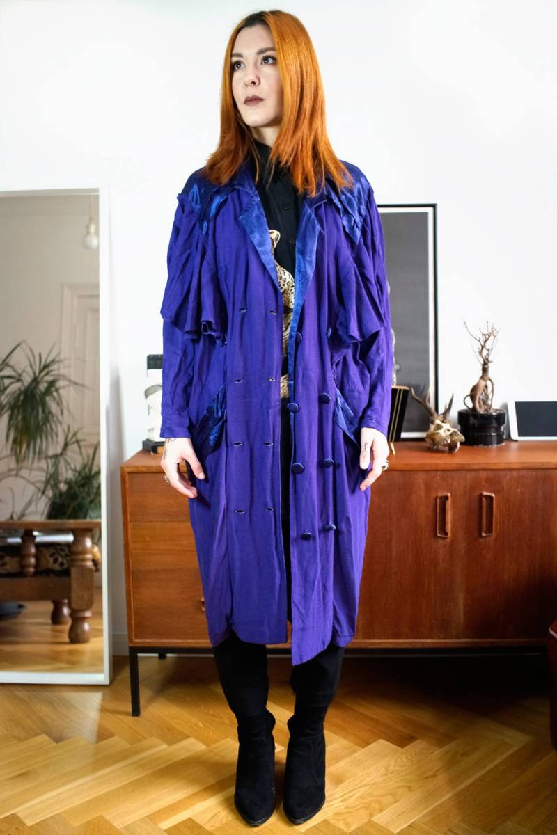 Lila Boho Kleid/Lichten Mantel Mit Fransen Auf Der Brust von Vsho