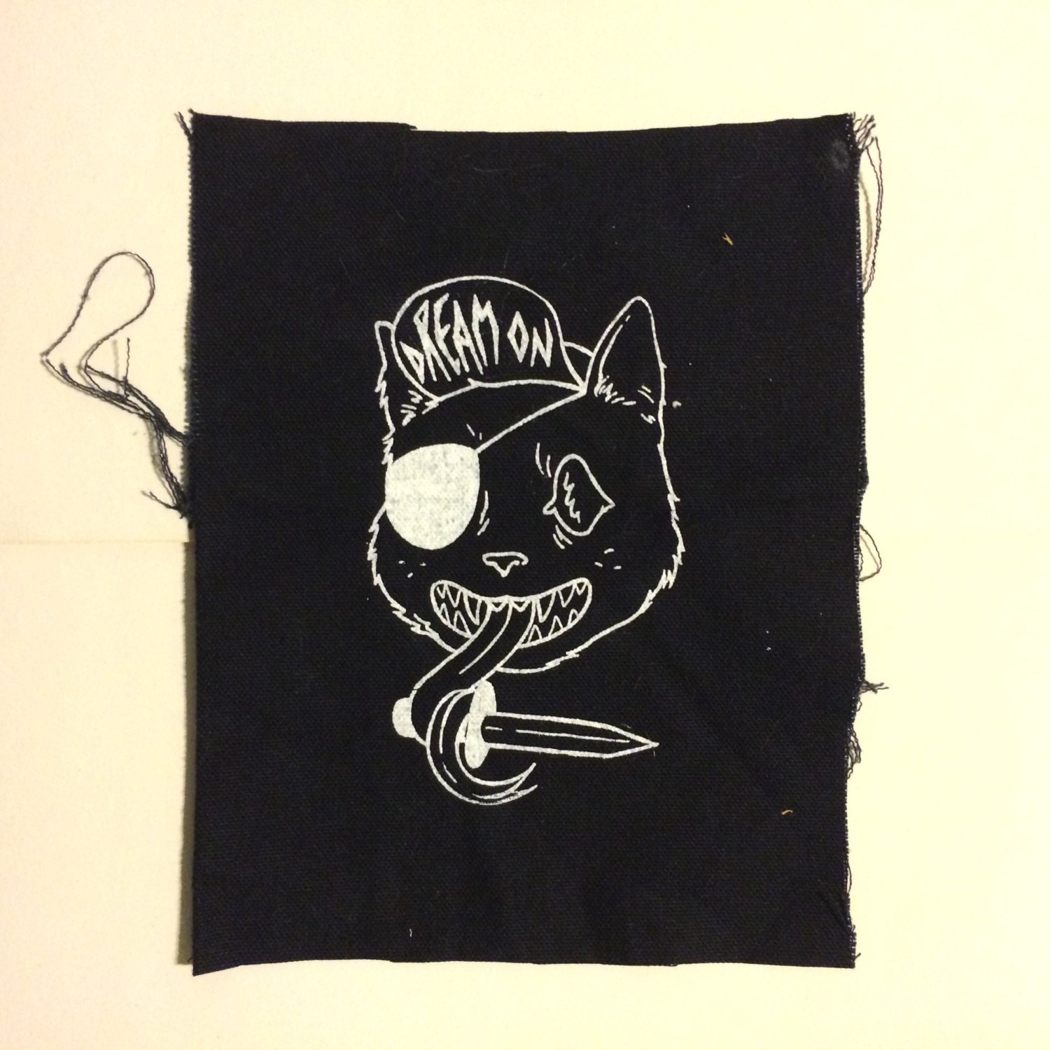 Dream On // Katze Punx Aufnäher Ausverkauft von VultureVelour