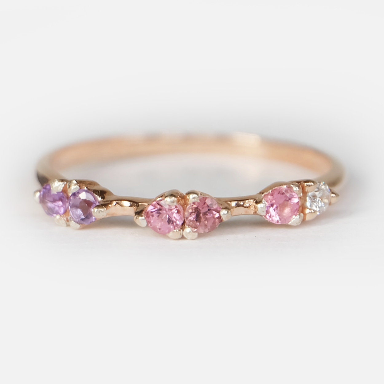 Amethyst Ring, Rosa Saphir Himmel Multistone Stapelring, Farbe Stein Roségold 14K Gold, Geschenk Für Frauen von W2NJewelry