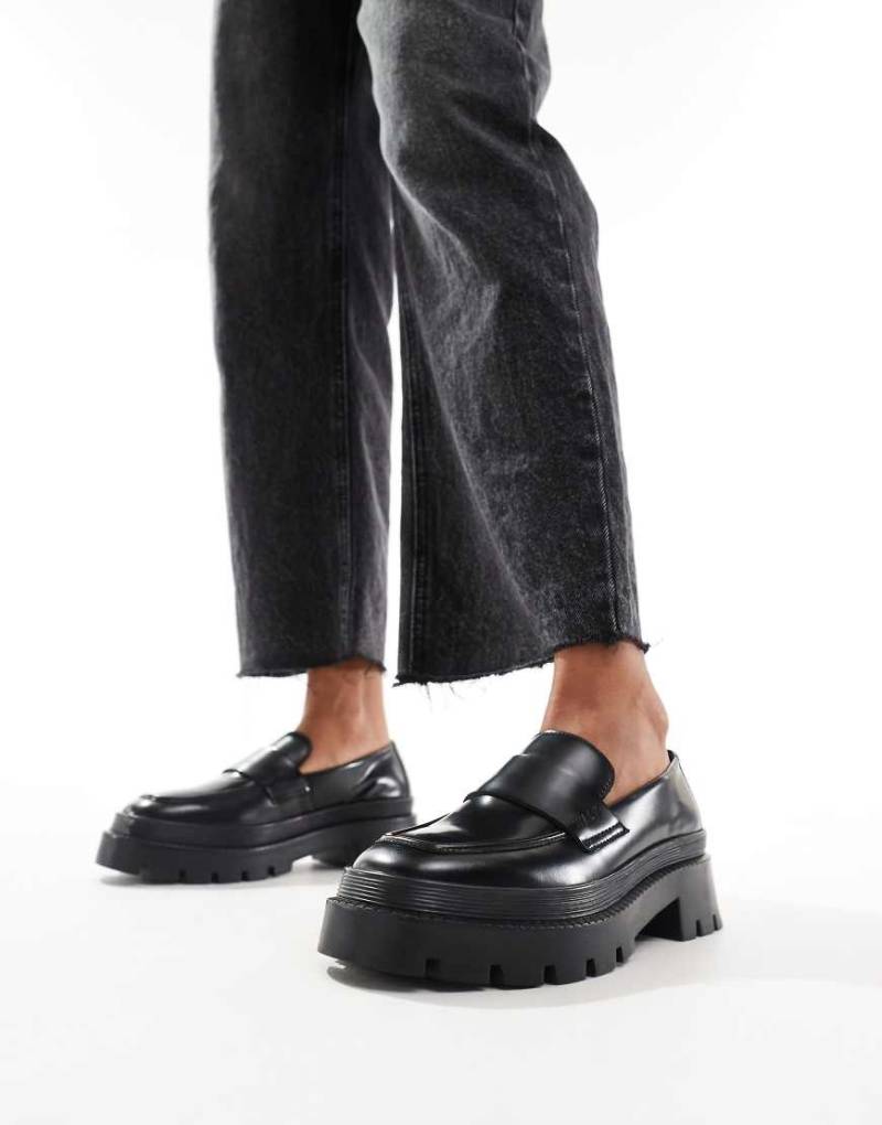 WALK LONDON - Kate - Steg-Loafer in Schwarz aus Glattleder WALK LONDON - Kate - Steg-Loafer in Schwarz aus Glattleder von WALK LONDON