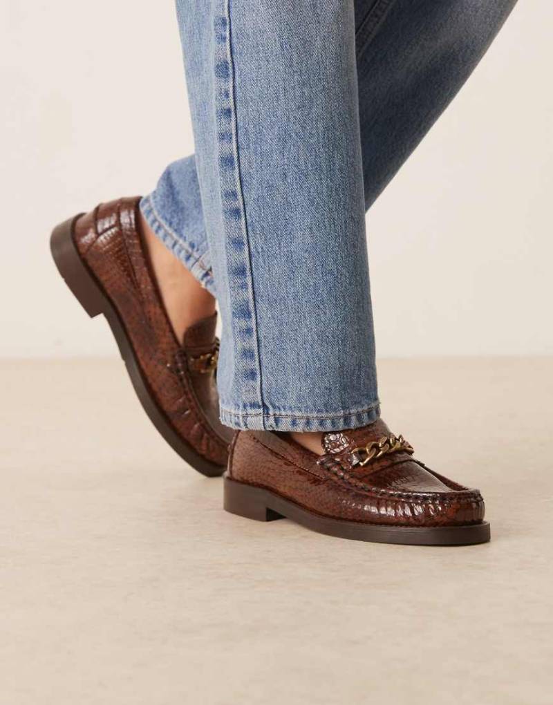 Walk London - Dalston - Loafer aus geprägtem Leder in Hellbraun mit Kettendetail-Brown von WALK LONDON