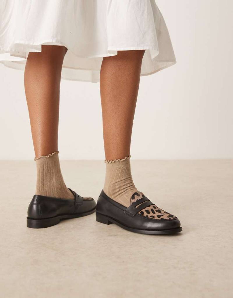 Walk London - Rhea - Loafer mit Tierfellmuster und Steg-Detail-Bunt von WALK LONDON