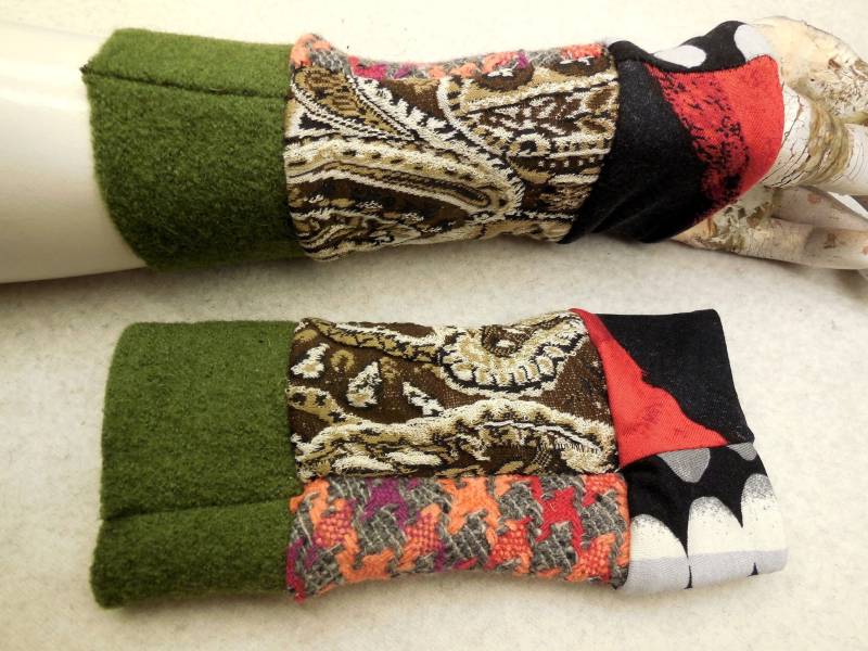 Pulswärmer Weich Und Einzig 3-D Zier - Stücke Wollwalk Mit Wolle Leicht Tailliert, Passfreudig Dehnbar, Anpassung Durch Tragen Geschenk von WARZOG