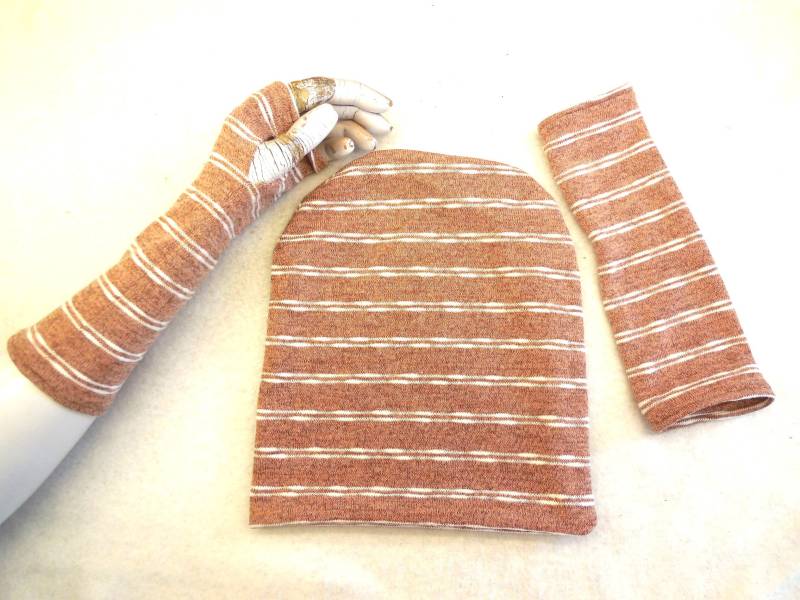 Set Handschuhe Und Oder Beanie Weiche Flauschige Strickwolle, Feingewirke, Ideal Zu Kleidern, Unter Einen Pulli Leichte Armstulpen, Geschenk von WARZOG