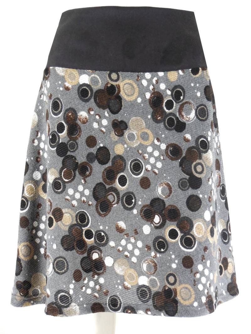 Weicher Stretch-Rock Die Ausgestellte Rockform Passt Sich Wunderbar Der Körperform An Und Fällt Besonders Schön Mit Dem Jersey, Geschenk von WARZOG