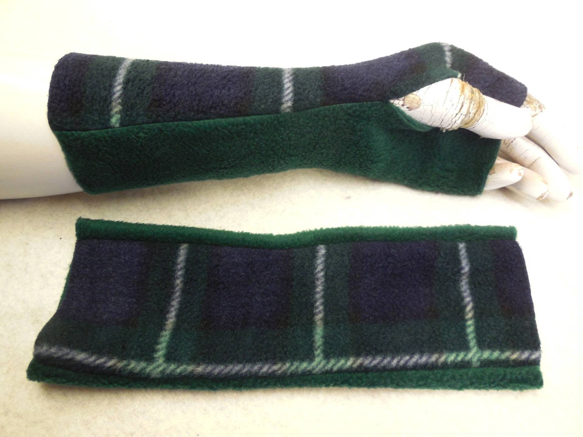 Wellness Fleece Flauschig Weich Warme Armstulpen Handschuhe, Ideal Zu Kleidern, Unter Oder Über Einen Dünnen Pulli, Das Beliebte Geschenk von WARZOG