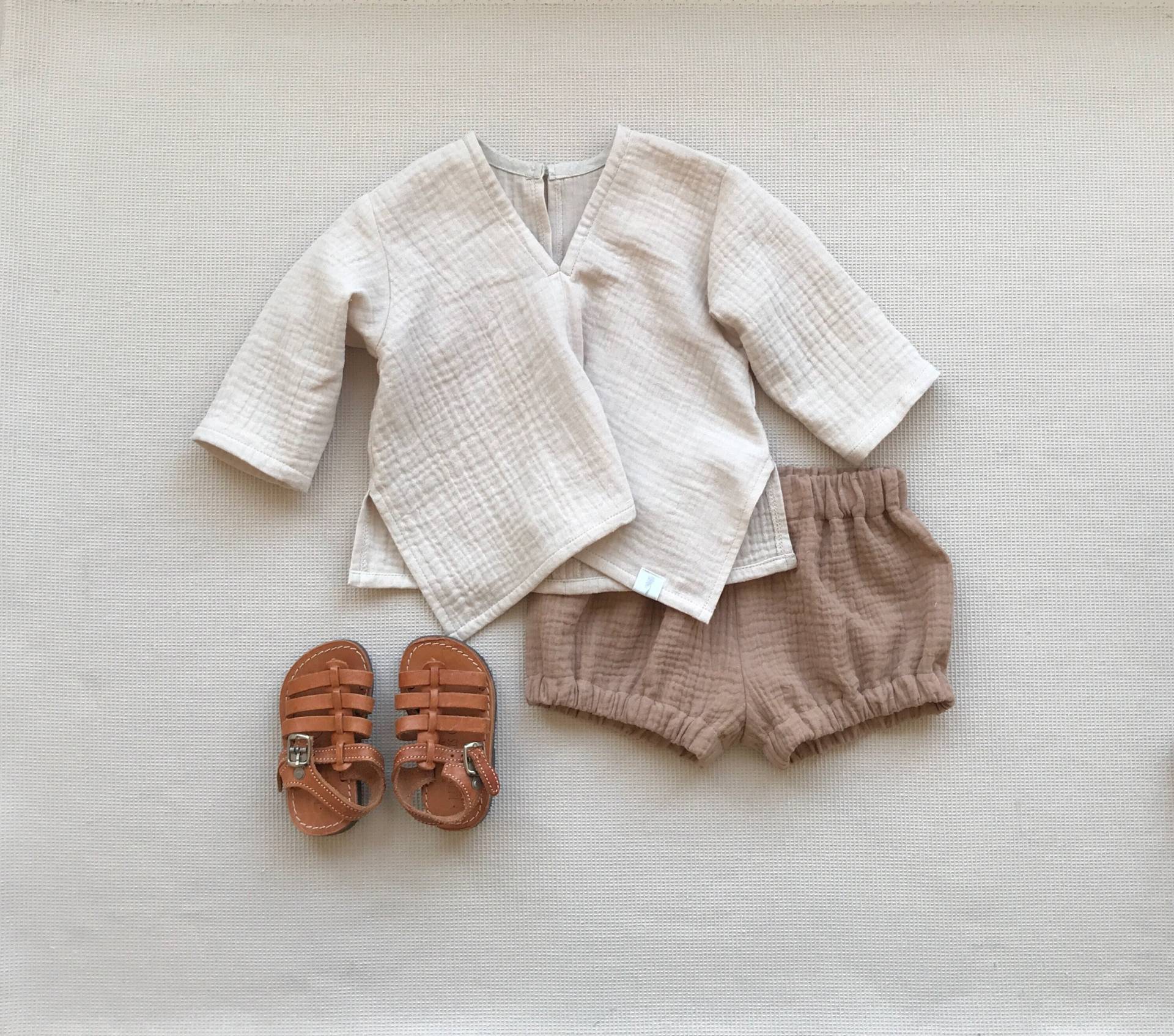 Jungen Musselin Shirt Und Shorts Set Baby Bio Baumwolle Outfit Sommer Mädchen Pumphose Neutral Gender Sommerkleidung von WDbloom