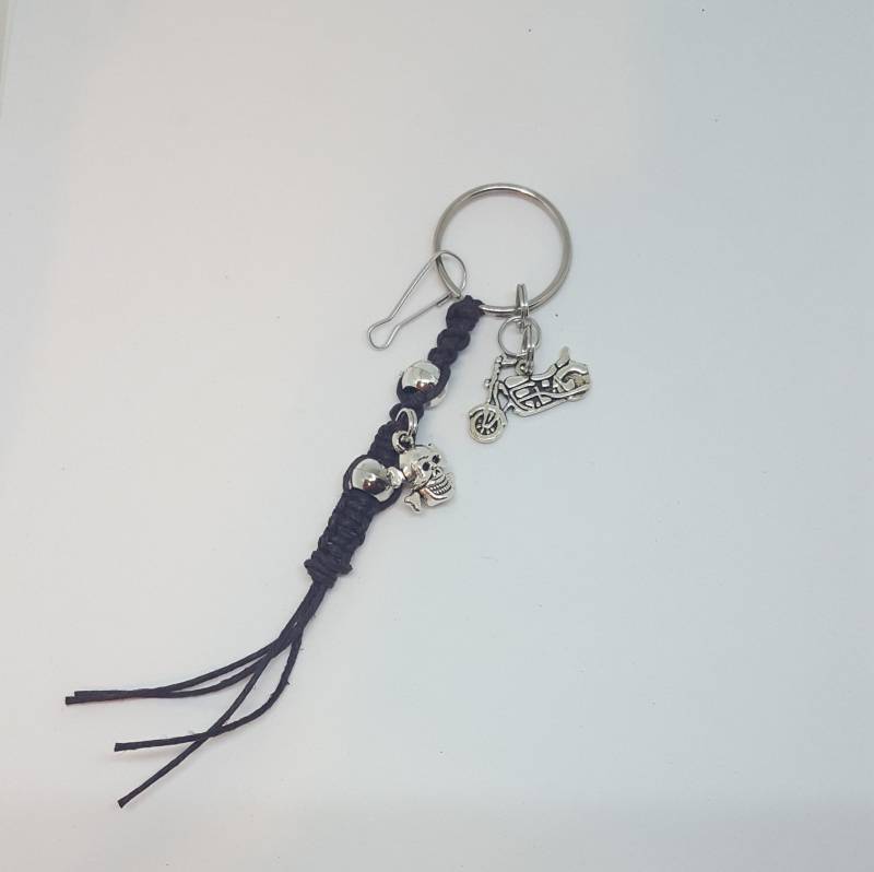 Motorrad Und Schädel Schlüsselanhänger von WEEDsByRose