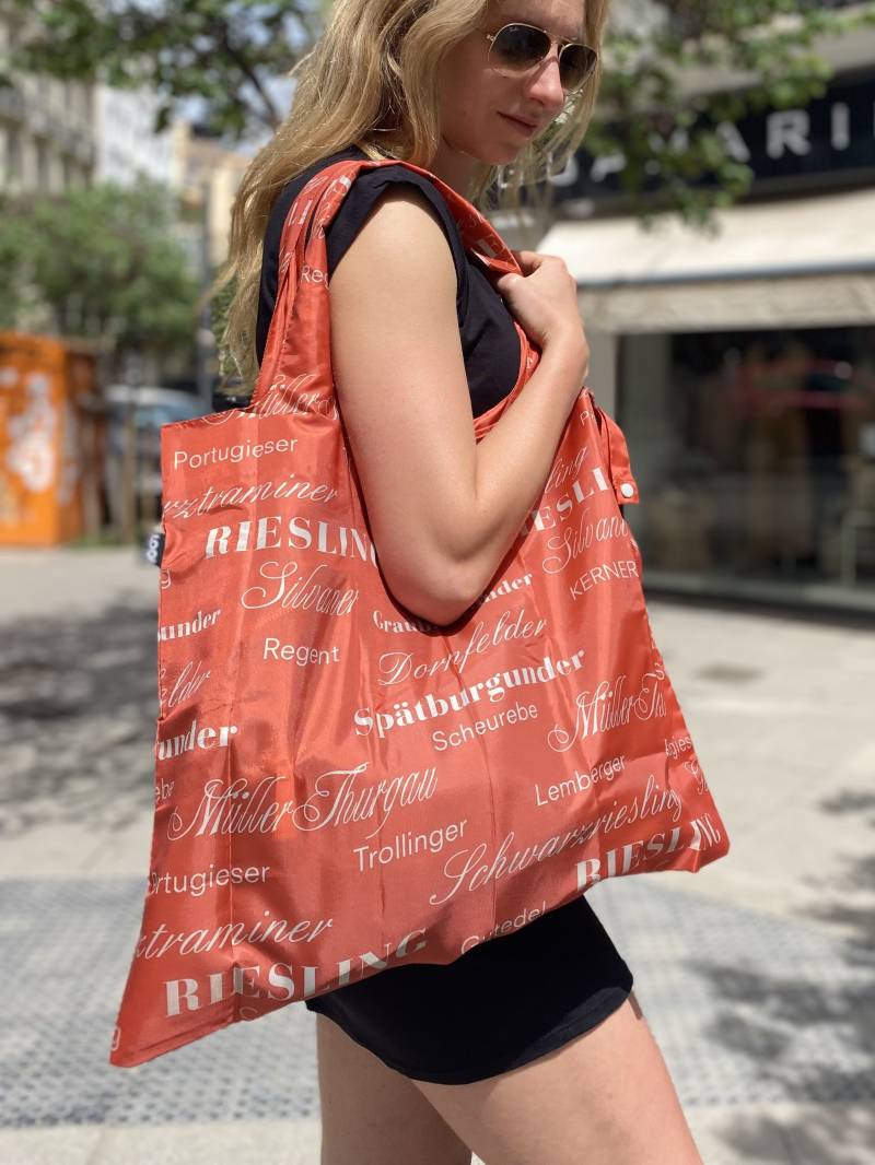 Faltbare Einkaufstasche Aus Stoff Mit Reißverschlussbeutel, Loqi Tasche, Wiederverwendbare Faltbare Einkaufstasche Aus Stoff Mit Reißverschlussbeutel, Loqi Tasche, Wiederverwendbare von WEINSTOFF