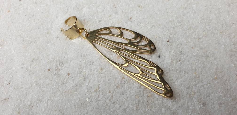 Butterfly Ear Cuff Links Mit Xxl Schmuckanhänger Aus Edelstahl von WENDIGOberlin