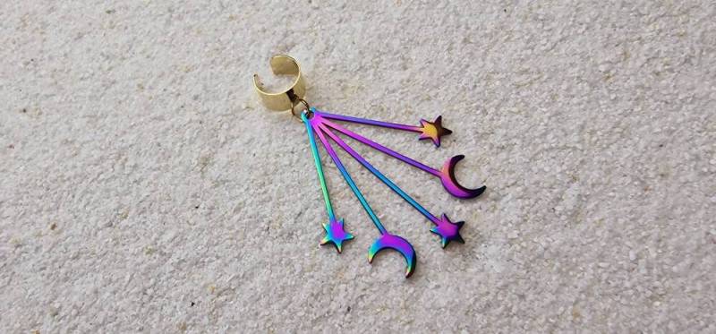 Comet Ear Cuff Aus Metall Mit Riesigem Astro Schmuckanhänger Edelstahl von WENDIGOberlin