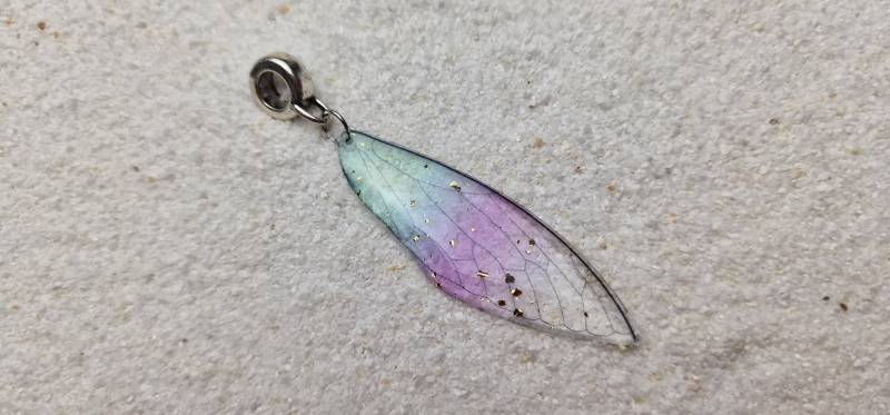 Dragonfly Mint Violett Dreadschmuck/Dread Perle Flecht Perle/ Dreadring Mit Festival Anhänger, Xxl Libellen Flügel Aus Kunstharz von WENDIGOberlin