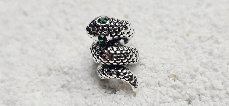 Dreadnatter Zierliche Dread Spirale/Lock Spirale/ Tube Perle Flecht Aus Metall Für Bis Dreads Und Flechtzöpfe von WENDIGOberlin