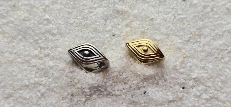 Evil Eye Ring Dreadring/Flechtperle Bartperle Mit Augen Symbol, Dreadschmuck Größerem Durchmesser in 2 Farben Evil Eye Ring Dreadring/Flechtperle Bartperle Mit Augen Symbol, Dreadschmuck Größerem Durchmesser in 2 Farben von WENDIGOberlin