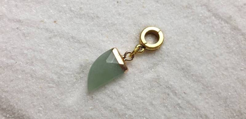 Fang Metall Dreadschmuck/Dread Perle Flecht Und Zahn Anhänger Aus Naturstein von WENDIGOberlin