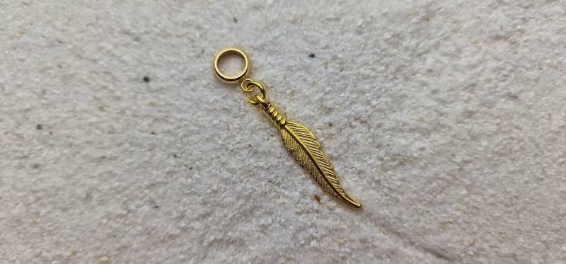 Feder Metall Dreadschmuck/Dreadring Dread Perle Flecht Und Anhänger Mit Stilisierter Feder von WENDIGOberlin