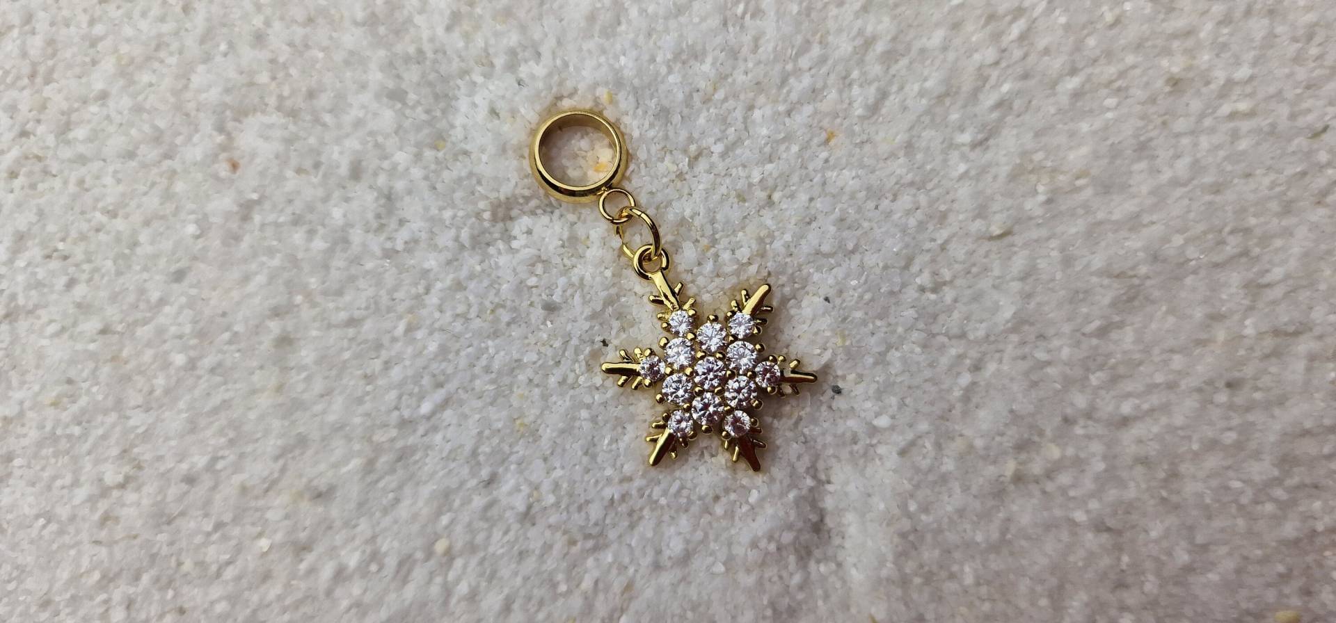 Snowflake Zirkonia Metall Dreadschmuck/Dread Perle Flecht Dreadring Und Anhänger Mit Schneeflocken Form Zirkonia-steinen von WENDIGOberlin