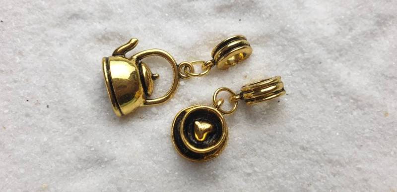 Tea Time Metall Dreadschmuck/Dread Perle Flecht Und Anhänger, Set Mit Märchen Motiv von WENDIGOberlin