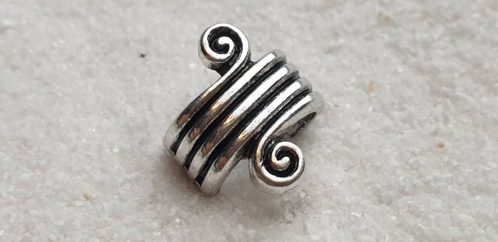 Tempelschmuck Hekate Metall Dreadschmuck/Dread Perle Flecht Extrabreit Mit Spirale Für Große Dreads Tempelschmuck Hekate Metall Dreadschmuck/Dread Perle Flecht Extrabreit Mit Spirale Für Große Dreads von WENDIGOberlin