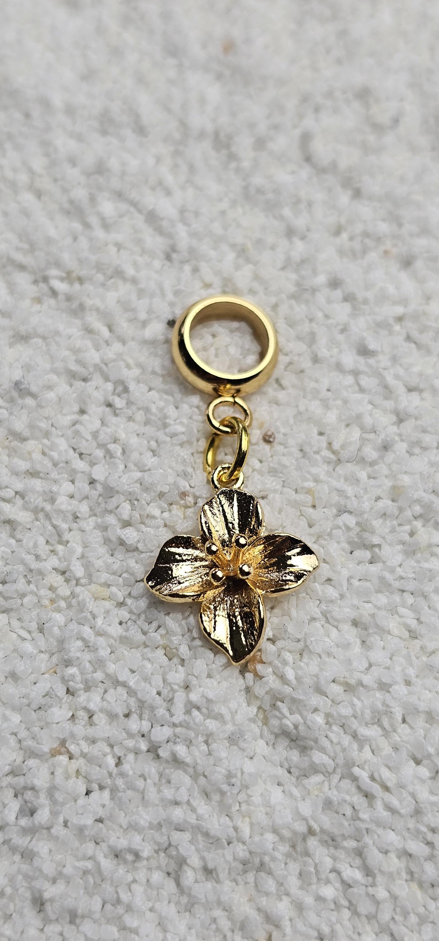 Vergissmeinicht Metall Dreadschmuck/Dread Charm Flecht Perle Dreadring Mit Zierlichem Xs Blüten Anhänger Aus Edelstahl von WENDIGOberlin