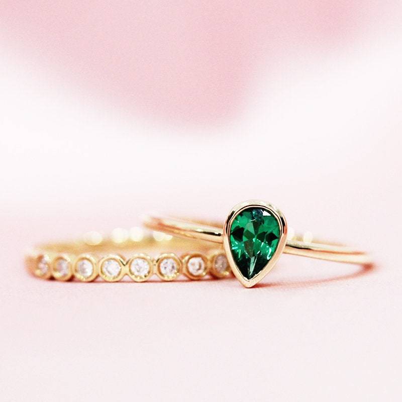 14K Gelbgold-Ring Set 4x6mm Birne Geschnitten Behandelt Smaragd Ring Halbe Ewigkeit Diamanten Eheringe Verlobungsring Braut Versprechen von WFHomeElements