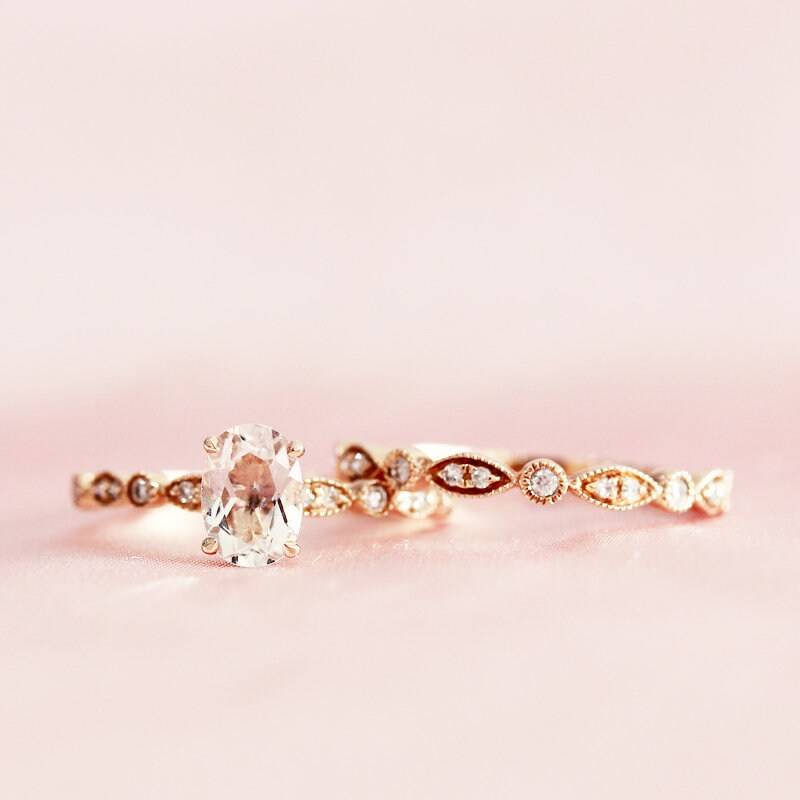 5x7mm, Die Ovale Morganit Ring Set Massiv 14K Rose Gold Halbe Ewigkeit Diamanten Verlobungsring Braut Gesetzt Jubiläumsring von WFHomeElements