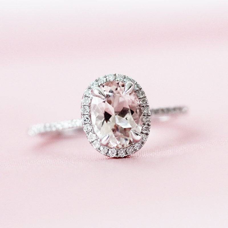 6x8mm Oval Geschnitten Natürlichen Morganit Ring Verlobungsring Diamanten Halo Massiv 14K Weißgold Halbe Ewigkeit Ehering Versprechen von WFHomeElements