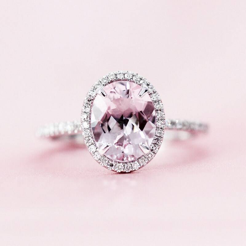 7x9mm Oval Geschnitten Natürlichen Morganit Ring Verlobungsring Diamanten Halo Massiv 14K Weißgold Halbe Ewigkeit Ehering Versprechen von WFHomeElements