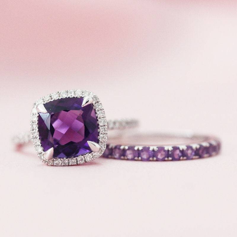 Amethyst Ring Set Lila Edelstein 8mm Kissen Geschnitten Natürlichen Massiv 14K Weißgold Verlobungsring Braut-Ring von WFHomeElements