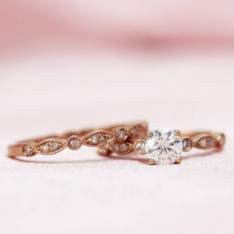 C & Für Immer Classic(J-K Moissanite Ring Set 14 K Rose Gold Ehering 5 Mm Runde Verlobungsring Braut Versprechen von WFHomeElements