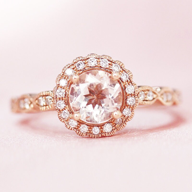 Einzigartige 6mm Runde Geformte Natürliche Rosa Morganit Ring Floral Ehering Diamanten Verlobungsring Massiv 14K Rose Gold Braut von WFHomeElements