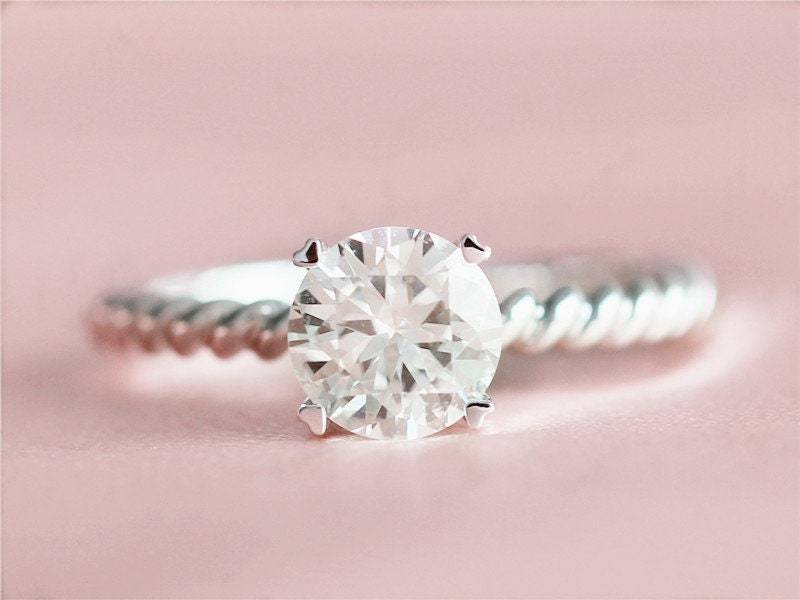 Für Immer Ein | Def Charles Und Colvard Moissanite Verlobungsring 6mm Runde Solide 14K Weißgold Ring Jahrestag Ehering von WFHomeElements