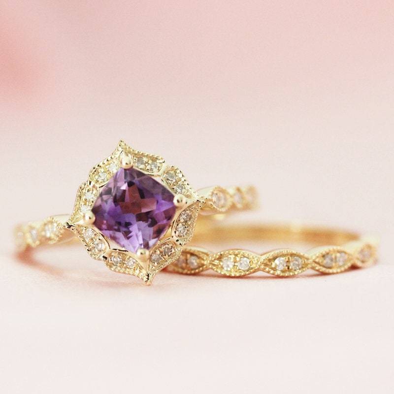 Geburtsstein Ringset Massiv 14K Gelbgold-Ring-Set-6mm, Die Natürliche Lila Amethyst Ring Halbe Ewigkeit Diamanten Set Braut Versprechen von WFHomeElements