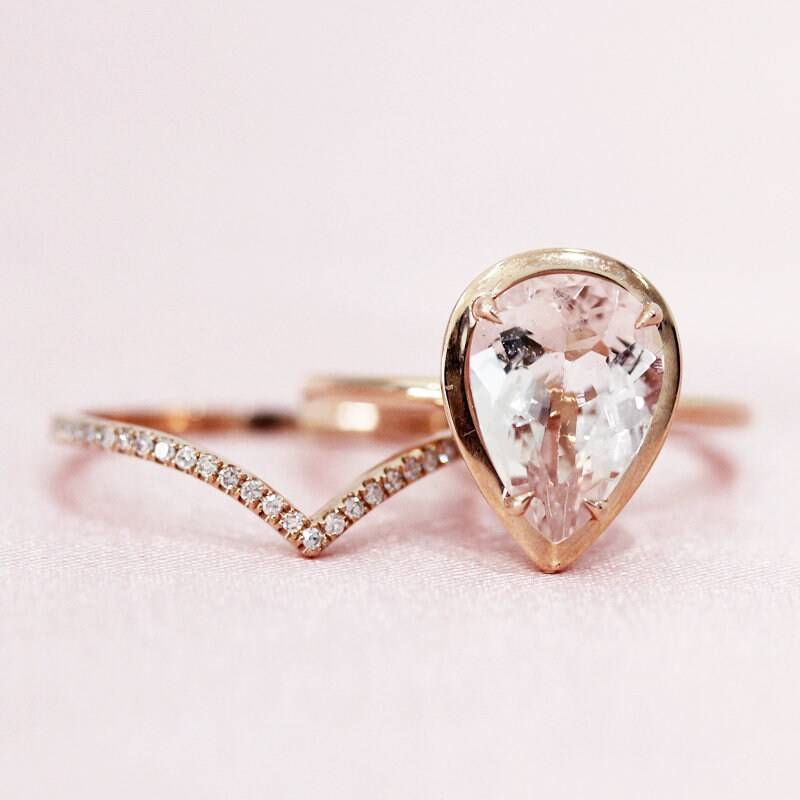 Großen Edelstein 8x12mm Schnitten Birne Natürliche Morganit Ringset 14K Rose Gold Ring Halbe Ewigkeit Set Diamanten Passenden Band Braut Promise von WFHomeElements