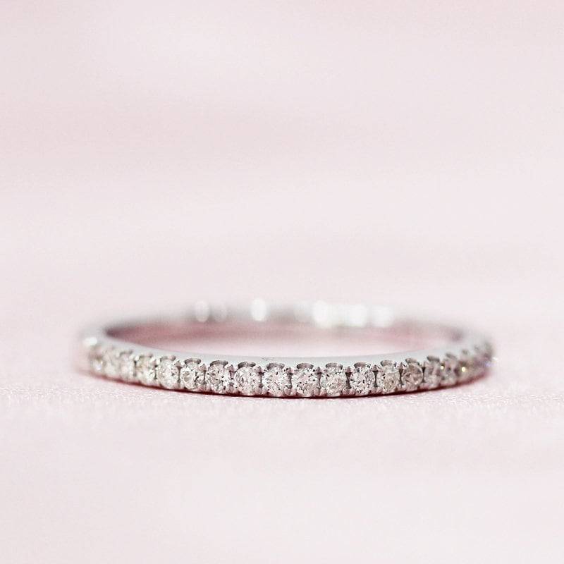 Halbe Ewigkeit Diamanten Ehering Massiv 14K Weißgold Stapelbar Ring Passende Band Braut Jubiläumsring von WFHomeElements